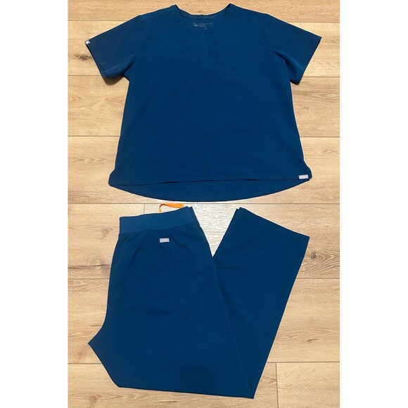 Women’s Figs Scrub Set Deep Reef Blue Limited Top & Livingston Pants XXL EUC! - Picture 1 of 6
